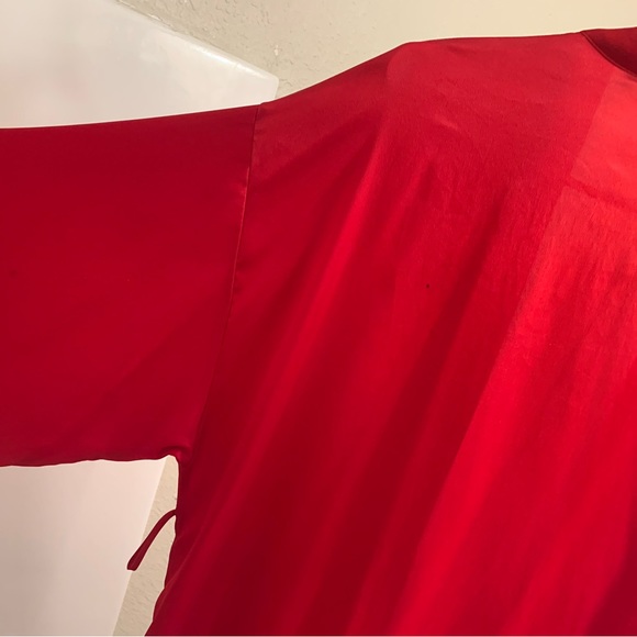 Victoria Secret Intimate Robe - Picture 3 of 6